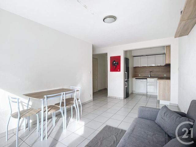 Appartement F2 à louer - 2 pièces - 37.0 m2 - GUJAN MESTRAS - 33 - AQUITAINE - Century 21 Duprat Donnesse